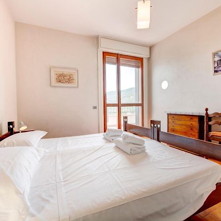 Beautiful Tigullio Apartment ลาวาญา ภายนอก รูปภาพ