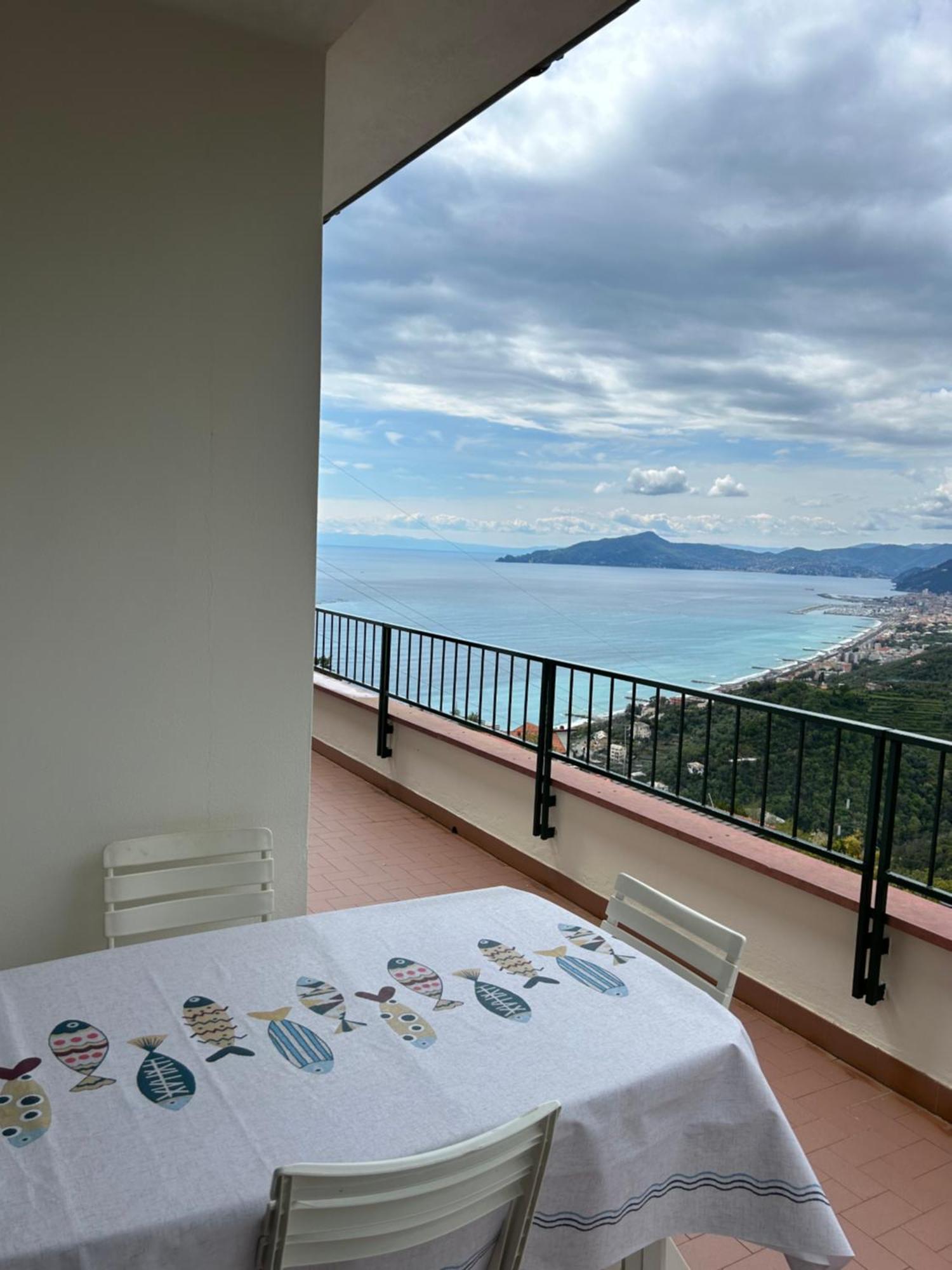 Beautiful Tigullio Apartment ลาวาญา ภายนอก รูปภาพ