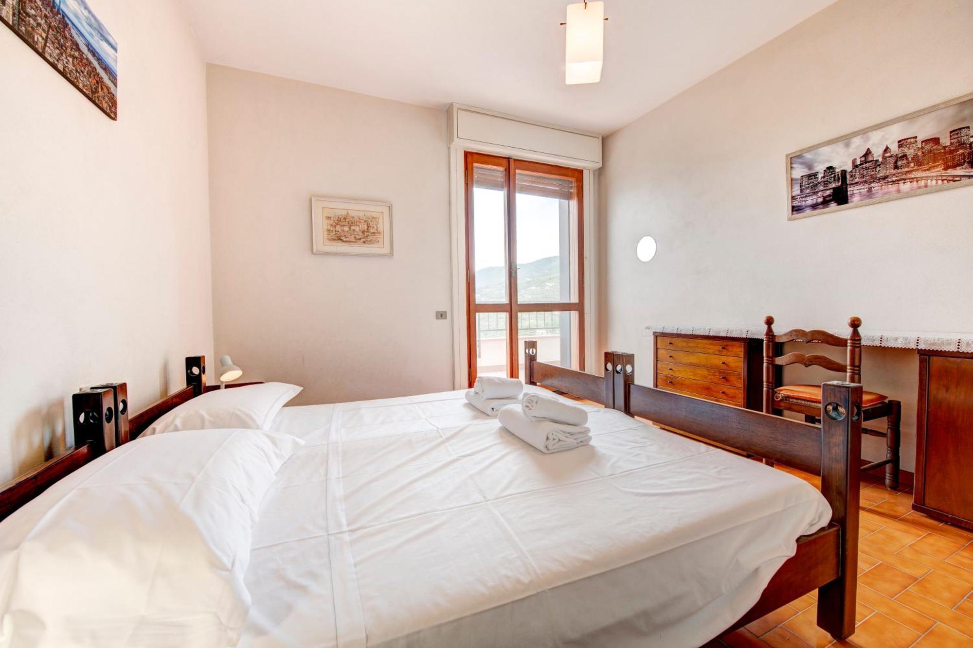 Beautiful Tigullio Apartment ลาวาญา ภายนอก รูปภาพ
